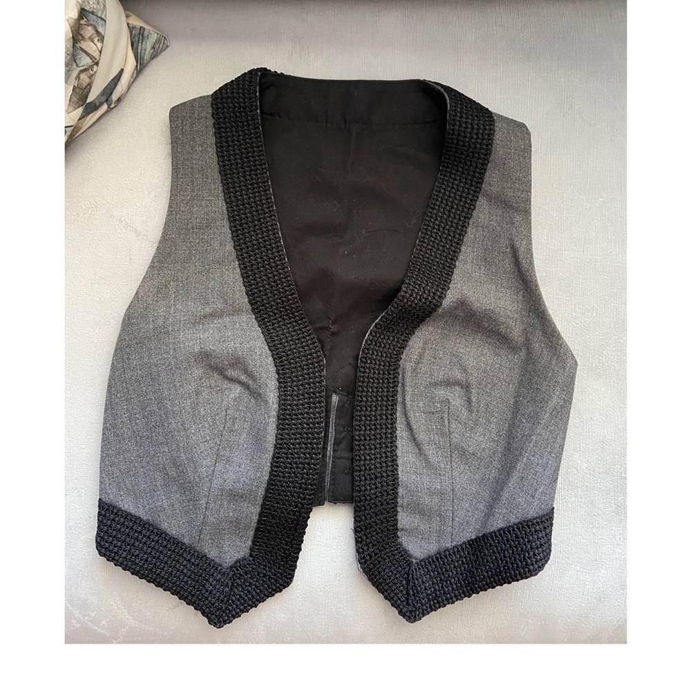 Acne Vest